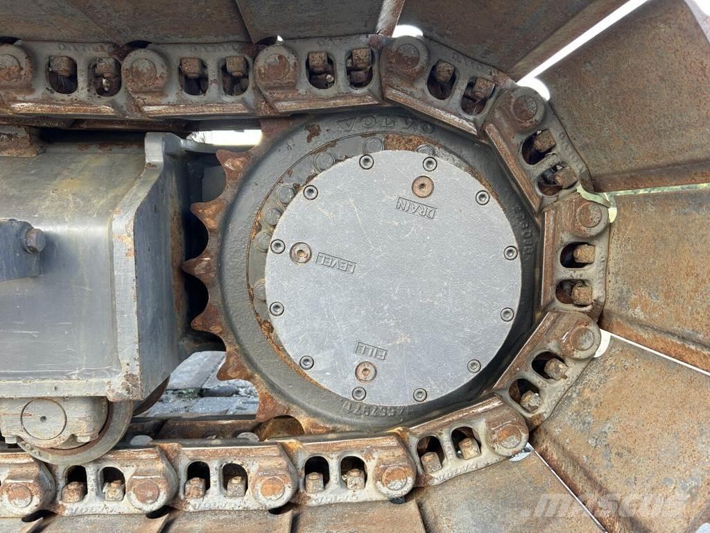 Volvo ECR145EL Bageri guseničari