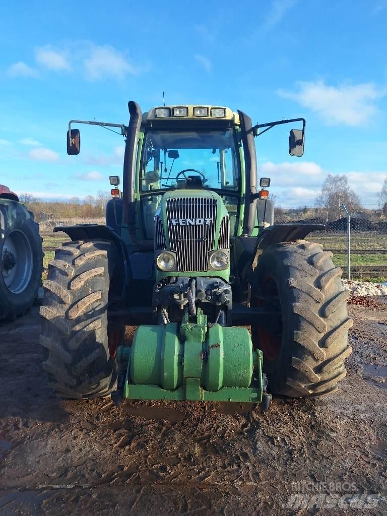Fendt 716 Vario Traktori