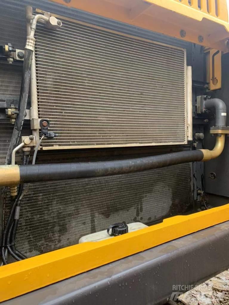 Volvo EC 300 D L Bageri guseničari