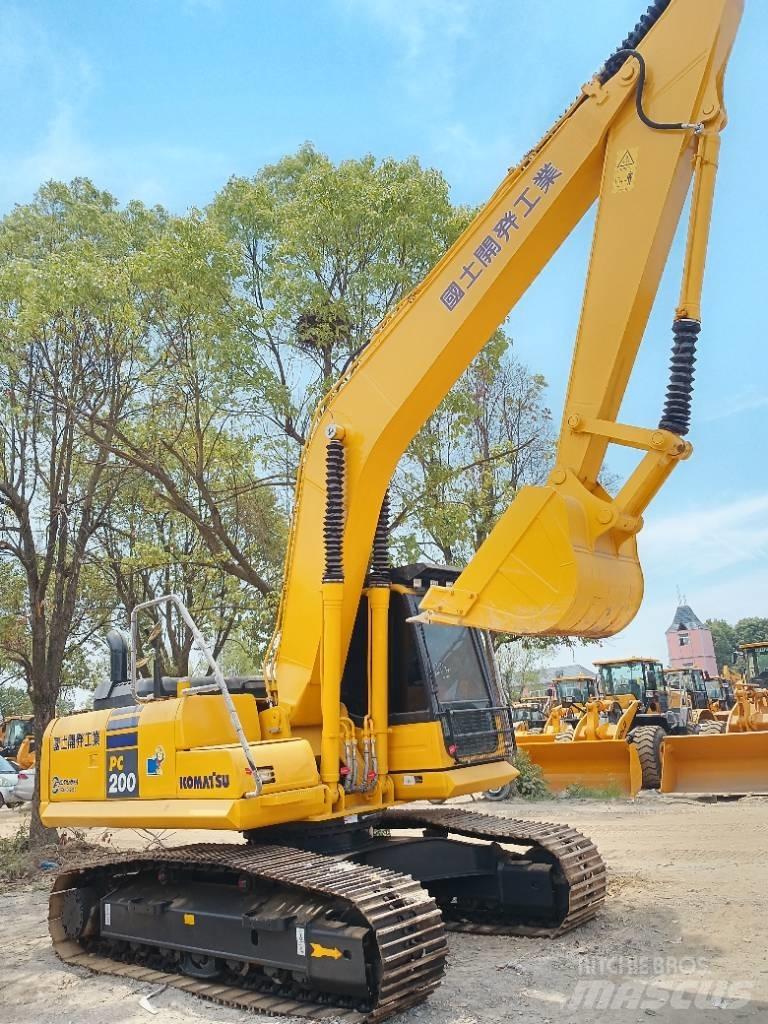 Komatsu PC 200-8 Bageri guseničari