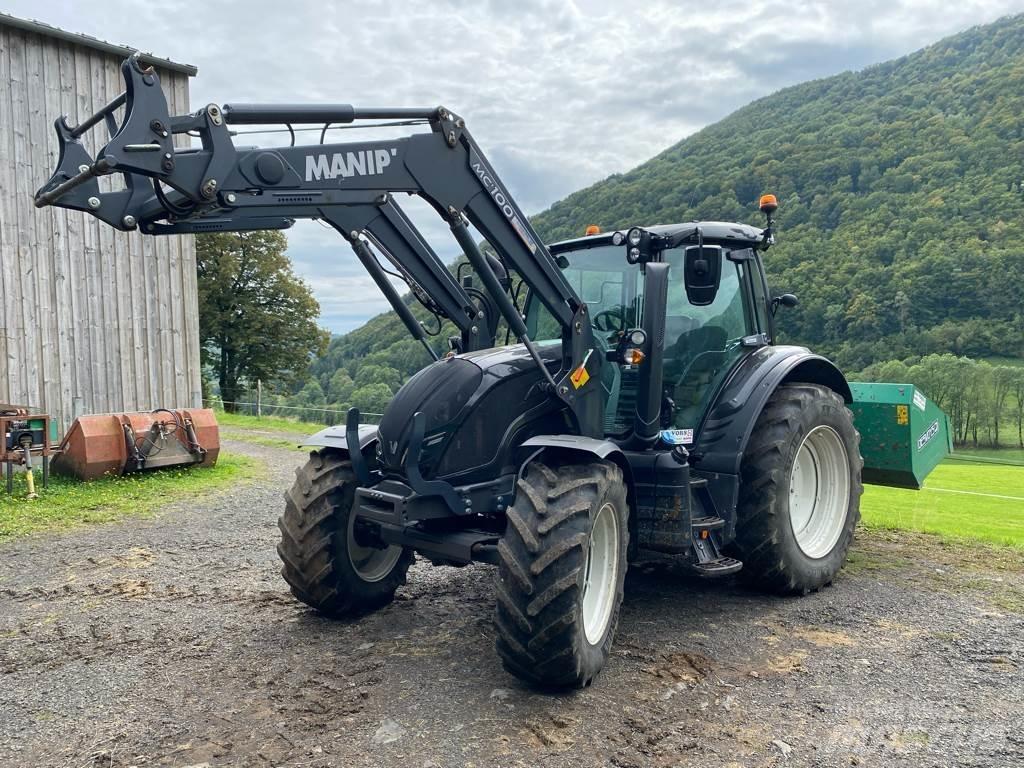 Valtra N134  HiTECH Traktori