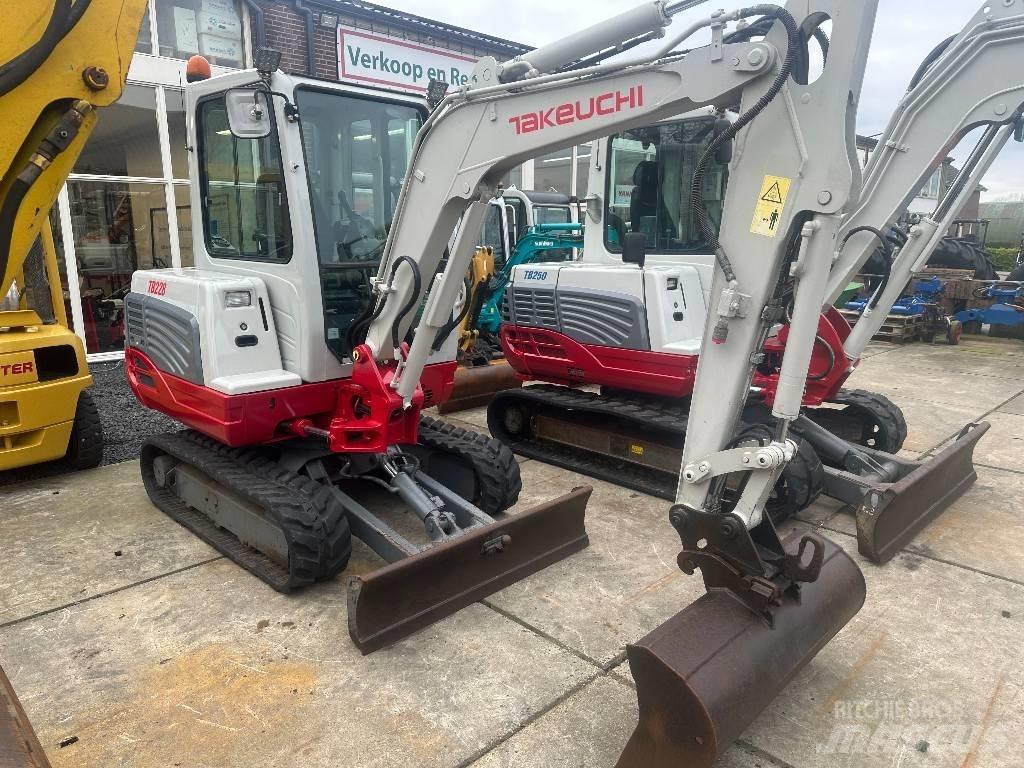Takeuchi TB228 Mini bageri < 7t