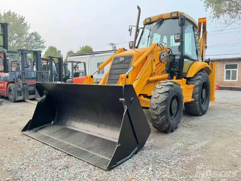 JCB 3 CX Rovokopači