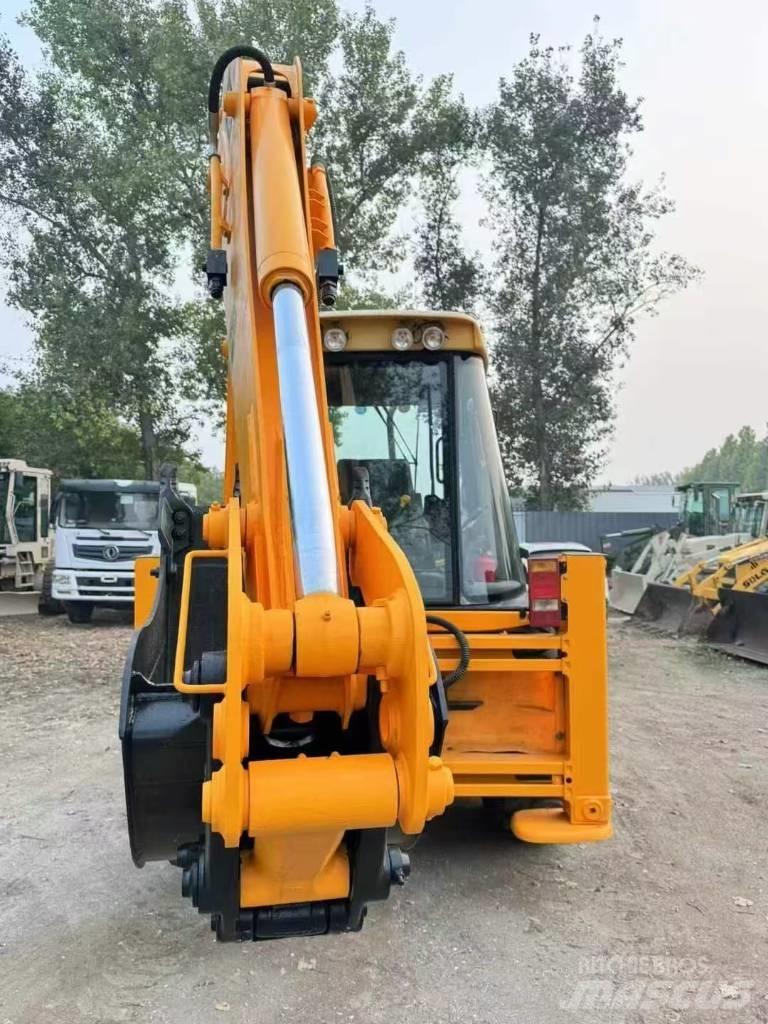 JCB 3 CX Rovokopači