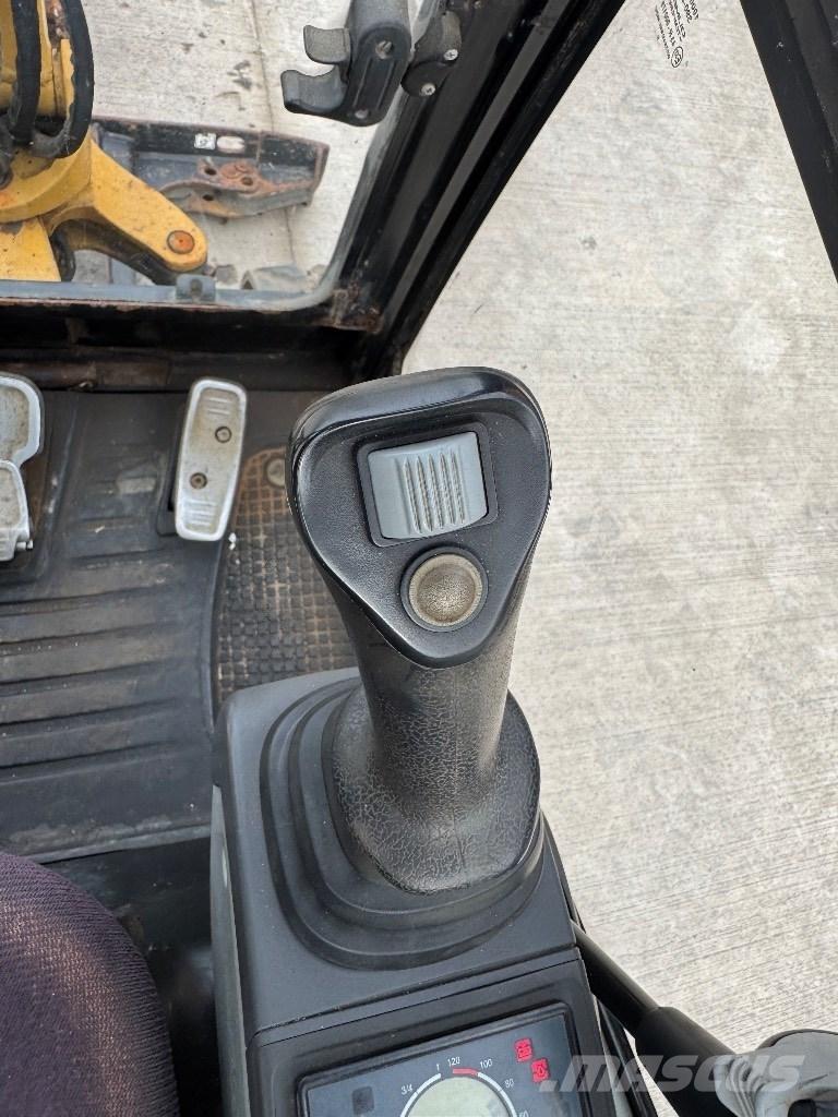 CAT 301.7 D Mini bageri < 7t