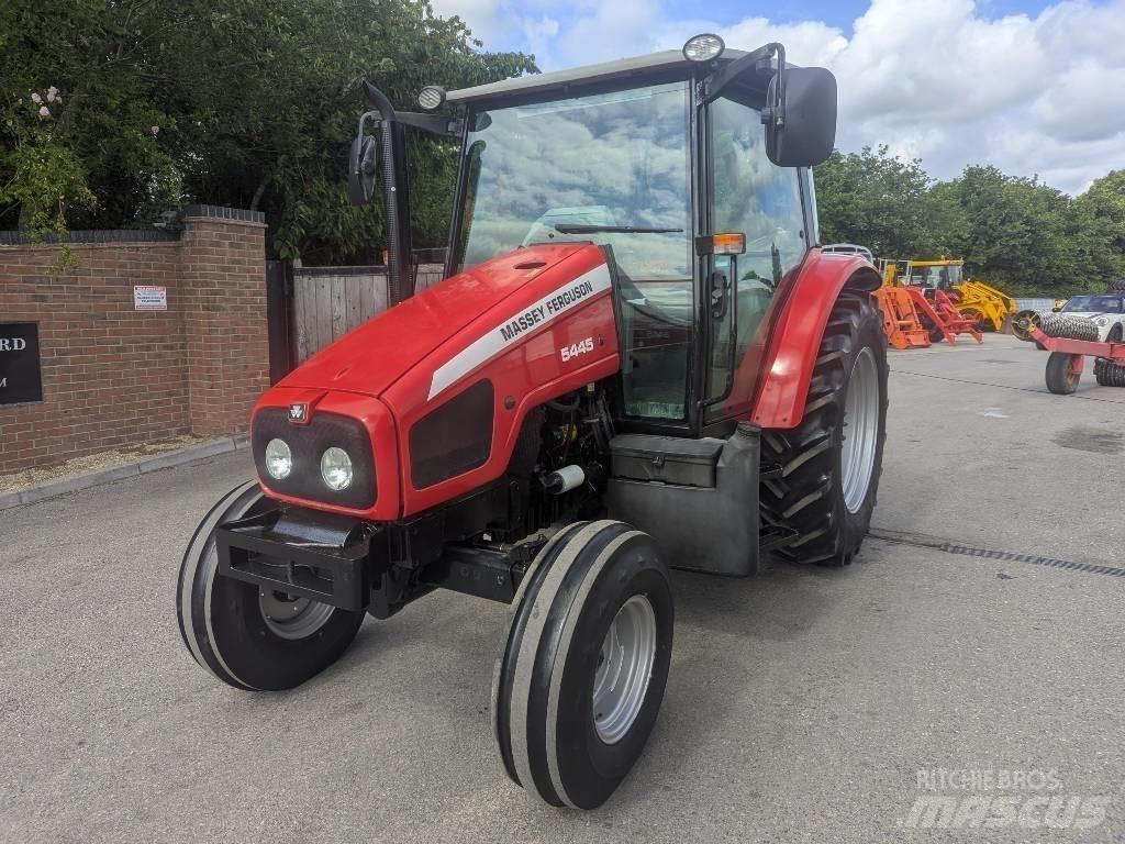 Massey Ferguson 5445 Traktori