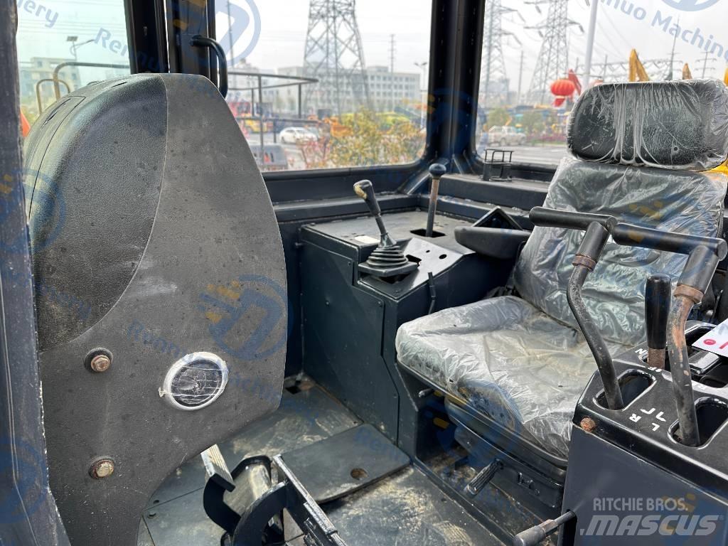 Shantui SD 32 Buldožeri guseničari