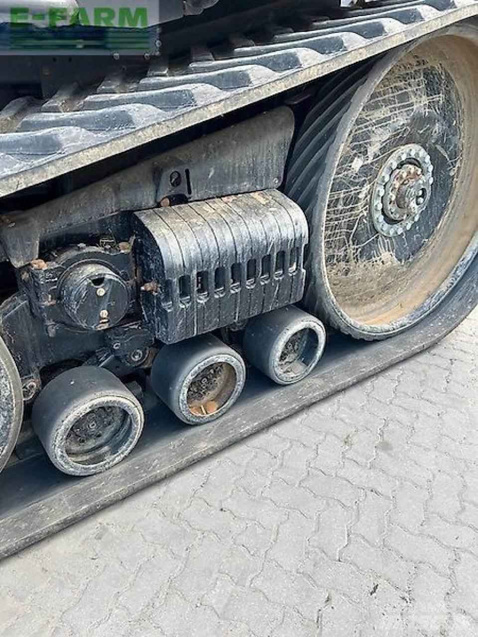 Challenger mt775e Traktori