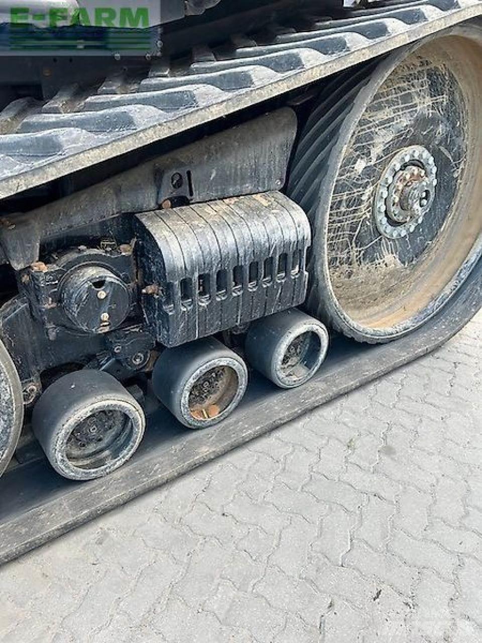Challenger mt775e Traktori