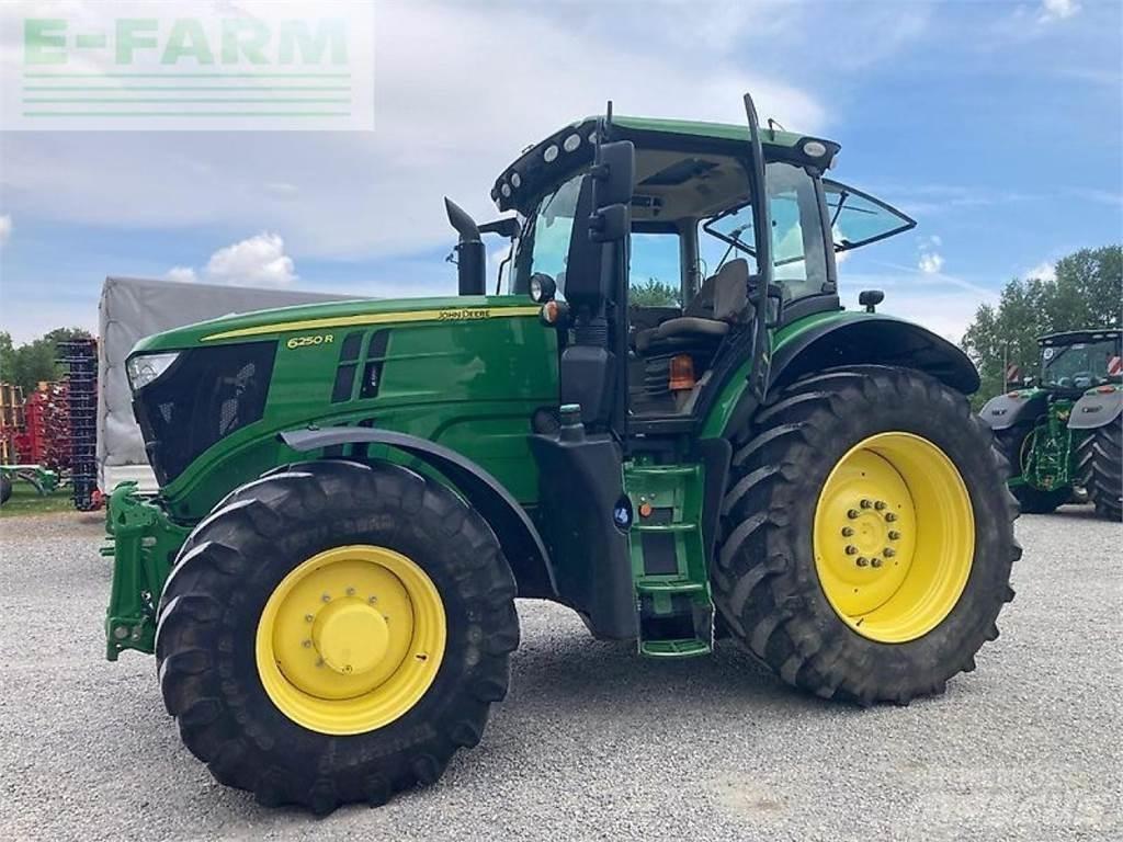 John Deere 6250r Traktori