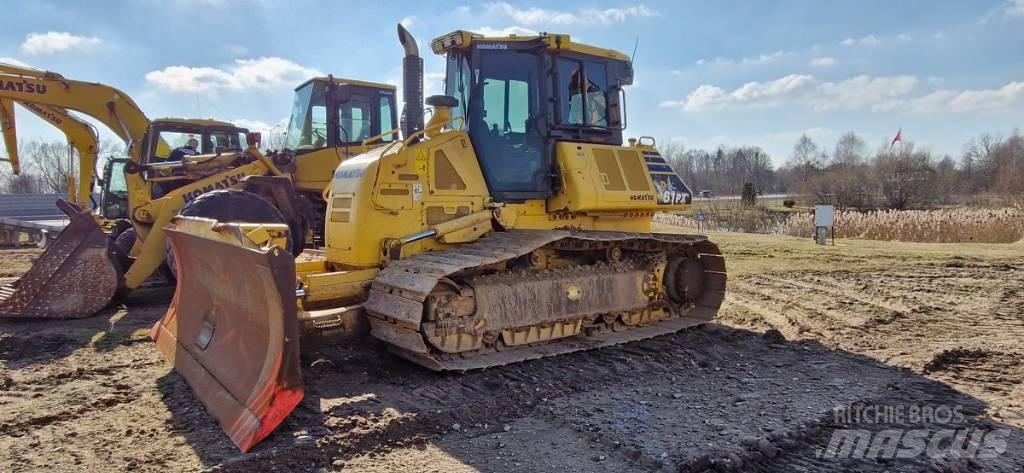 Komatsu D 61 PX -24 Buldožeri guseničari