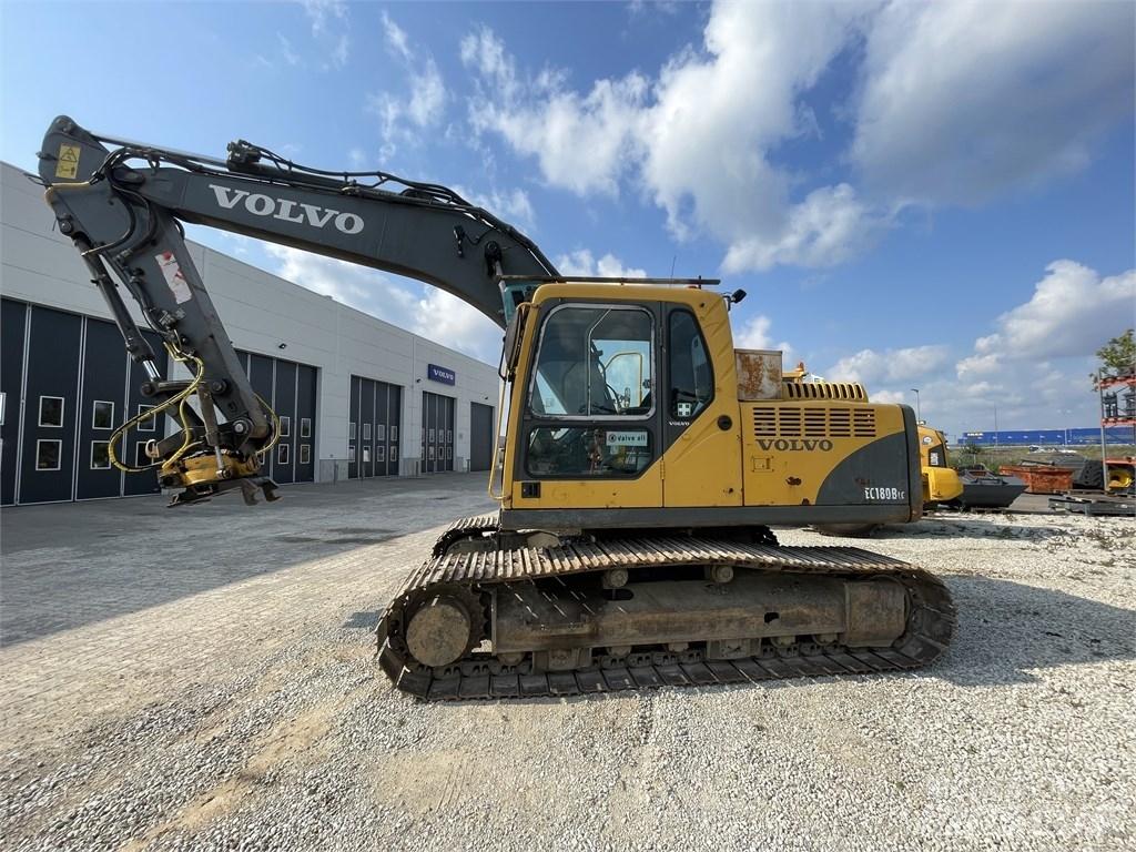 Volvo EC 180 B LC Bageri guseničari