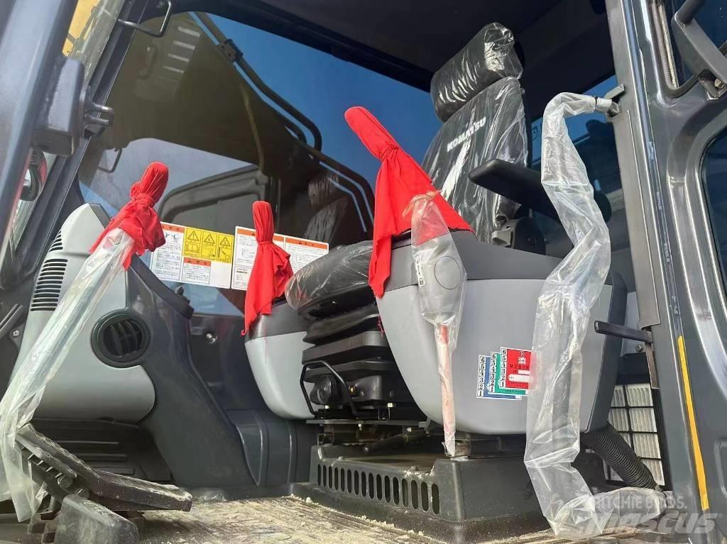 Komatsu PC450-8 Bageri guseničari