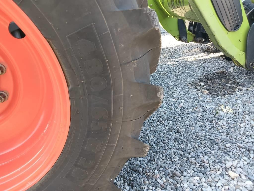 CLAAS Arion 460 Traktori