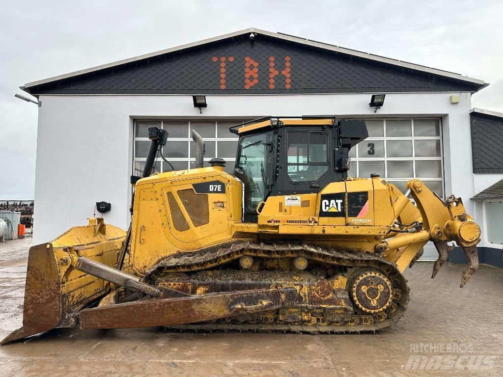 CAT D 7 E Buldožeri guseničari