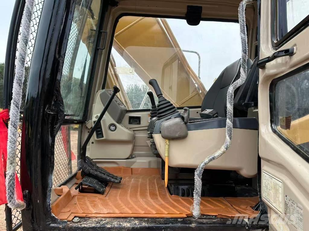 CAT 320 B L Bageri guseničari