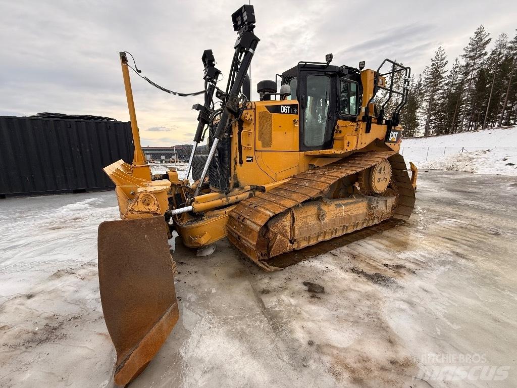CAT D 6 T LGP Buldožeri guseničari