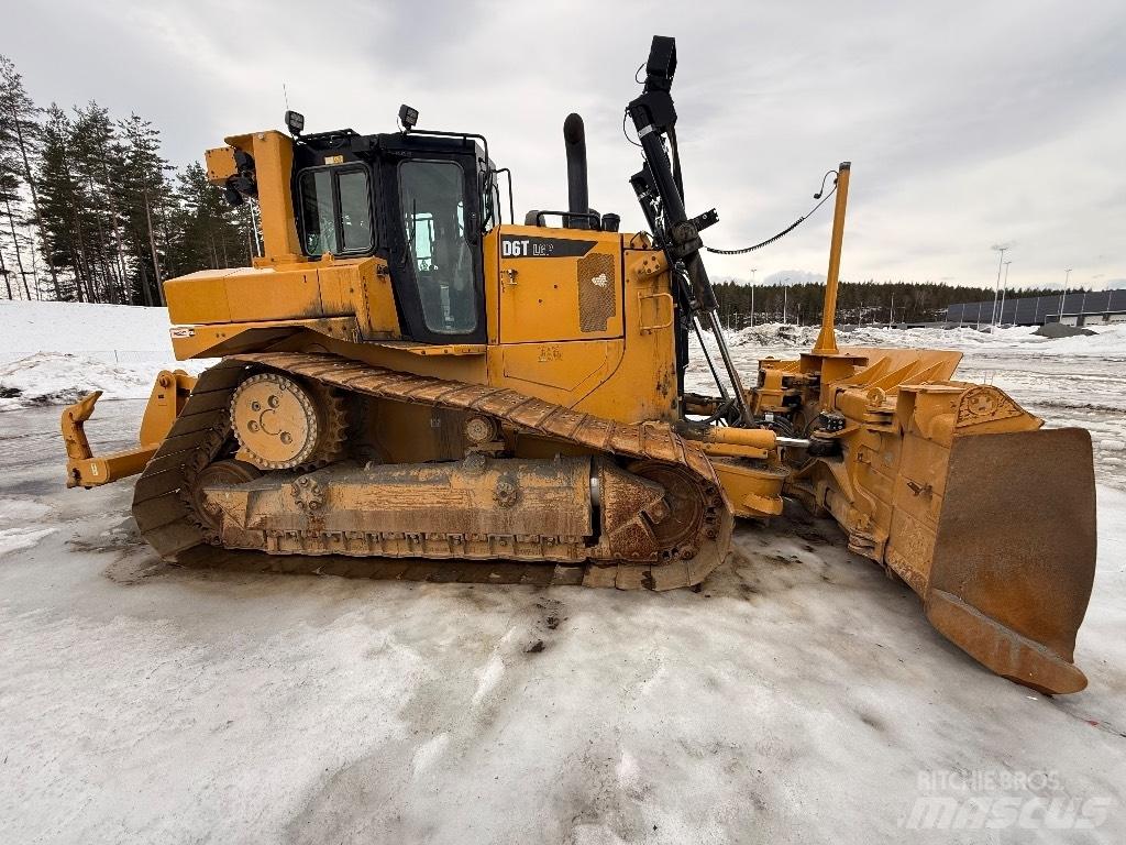 CAT D 6 T LGP Buldožeri guseničari