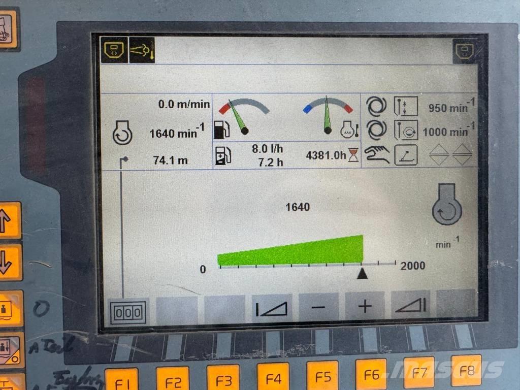 Volvo P 6820C Asfaltni finišeri