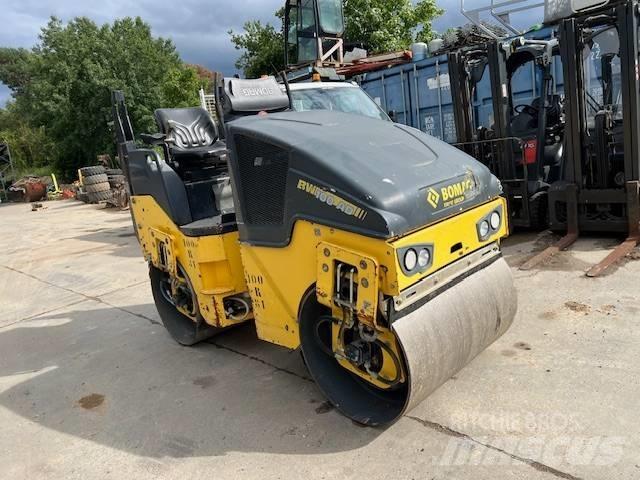 Bomag BW 100 AD-5 Valjci sa duplim bubnjem