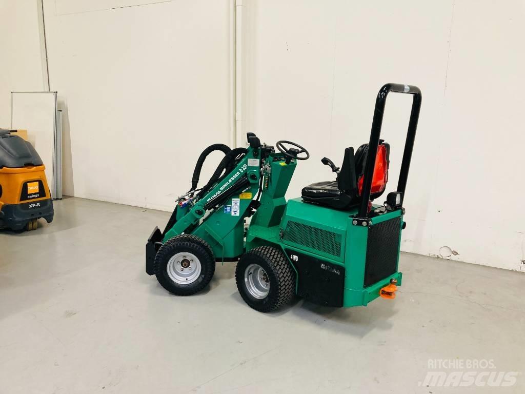 Stama D330 Mini utovarivači