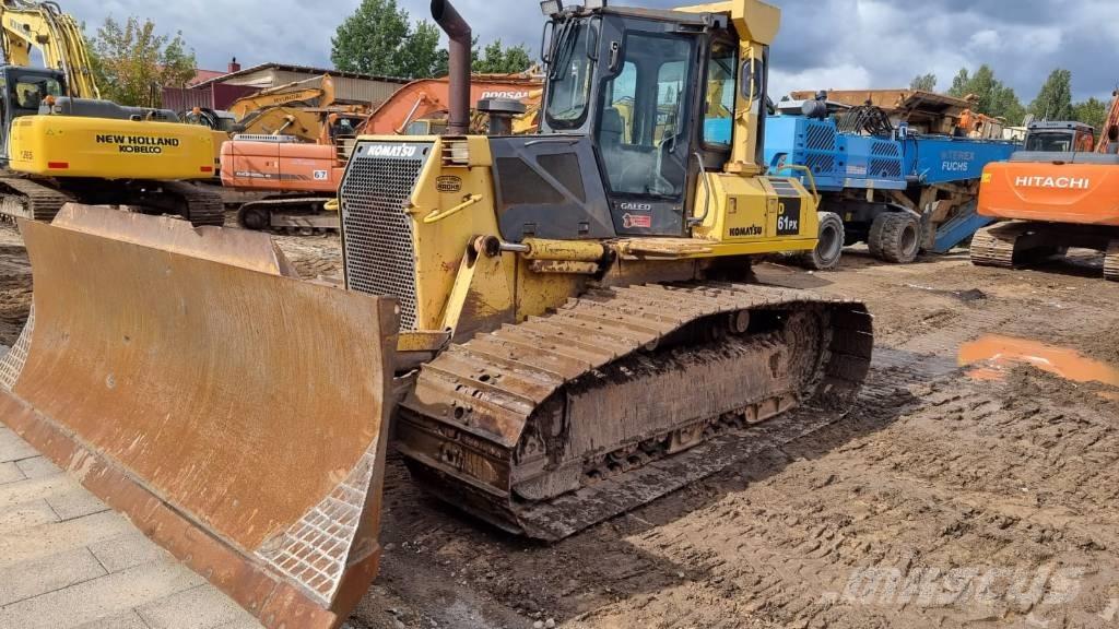 Komatsu D 61 PX-15 Buldožeri guseničari