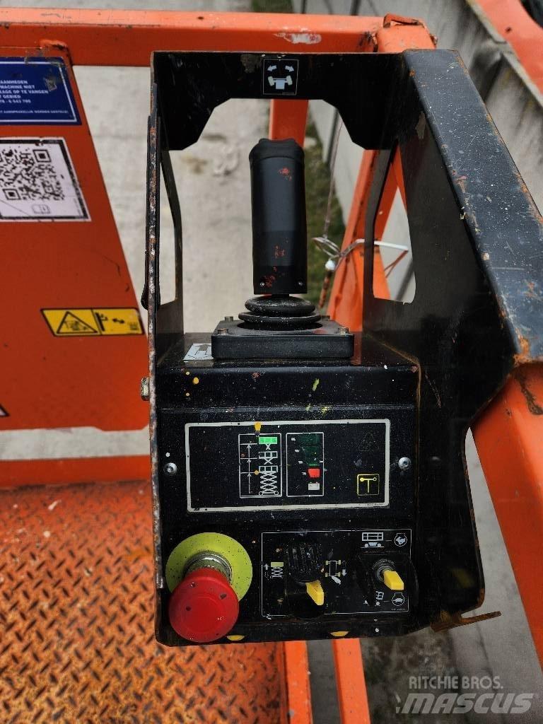 JLG 4045 Makazaste platforme