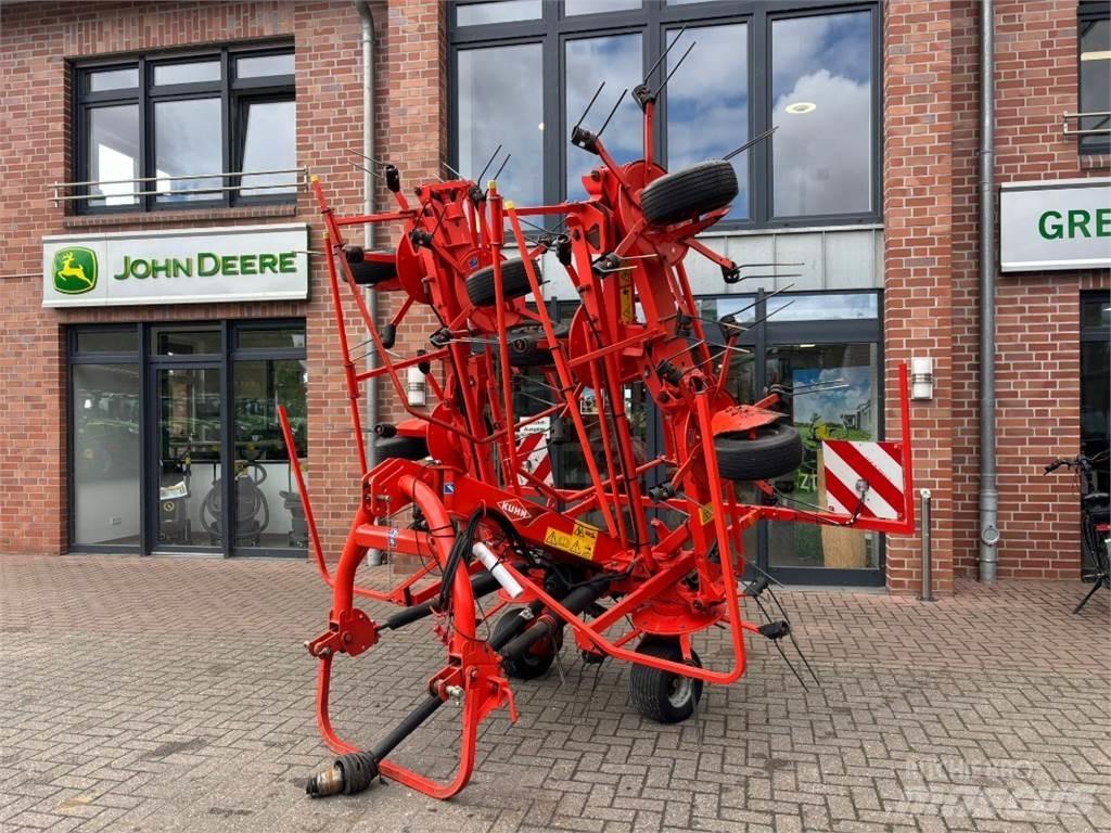 Kuhn GF 8702 Okretači i sakupljači sena
