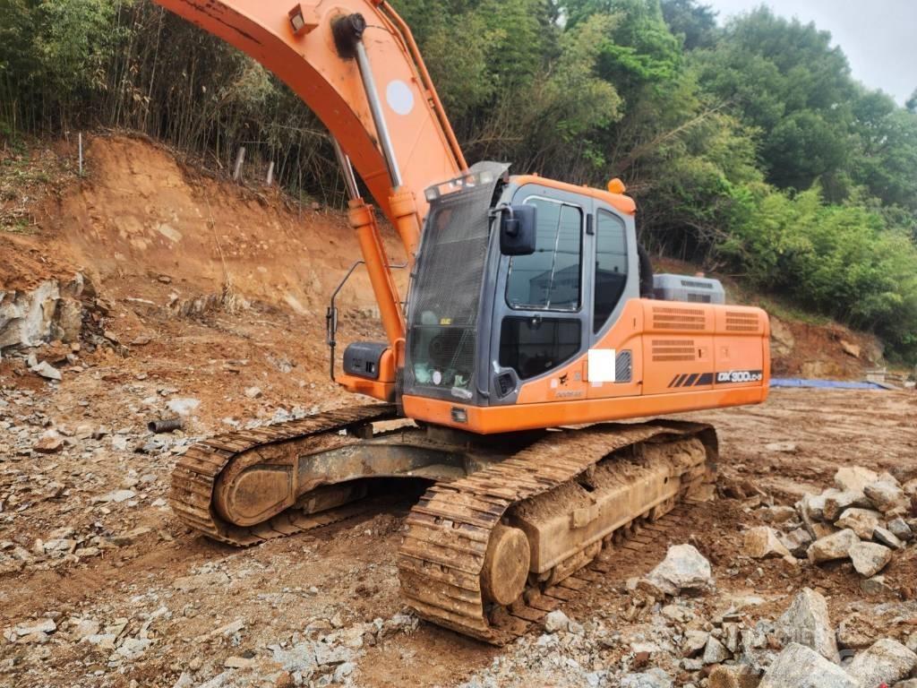 Doosan DX 300 LC-5 Bageri guseničari