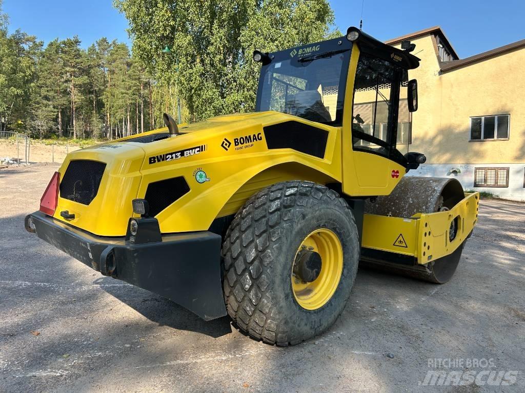 Bomag BW 213 Valjci sa jednim bubnjem