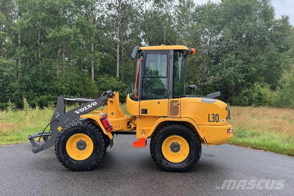 Volvo L 30 Utovarivači na točkove