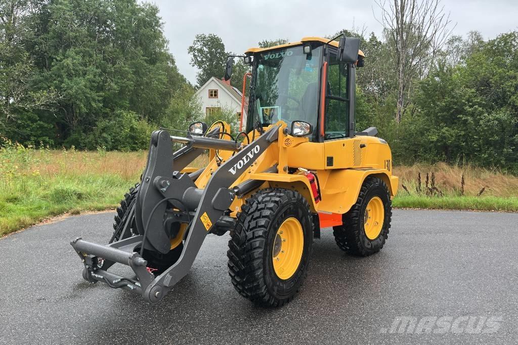 Volvo L 30 Utovarivači na točkove