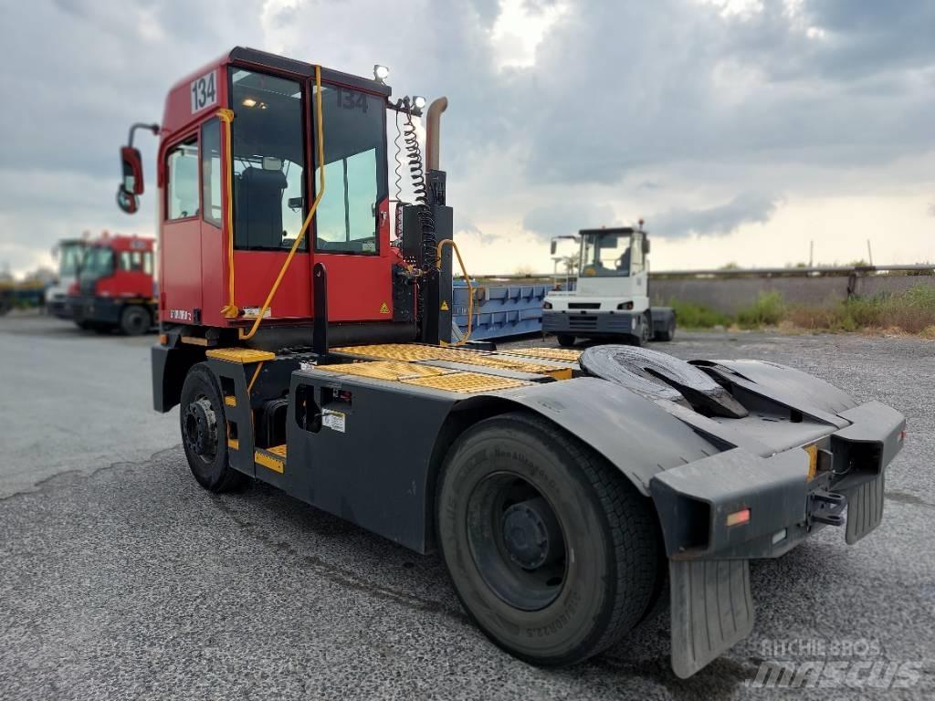 Kalmar T2 Terminalni tegljači