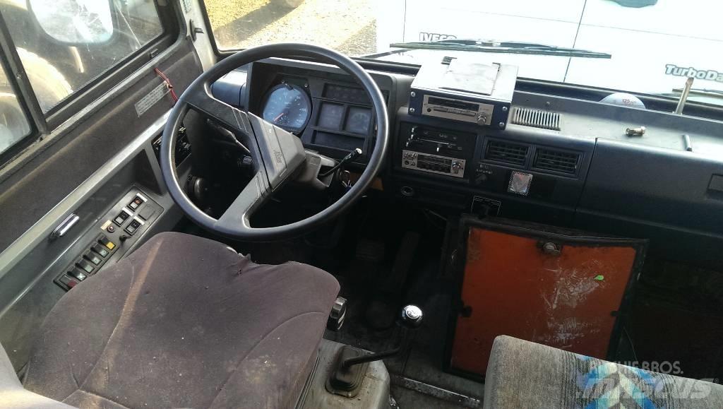 Hino RB145 Školski autobusi