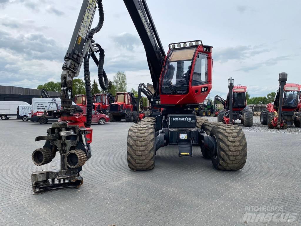 Komatsu 901 XC Harversteri