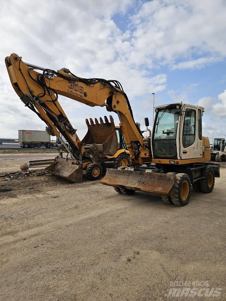 Liebherr A 309 Bageri točkaši
