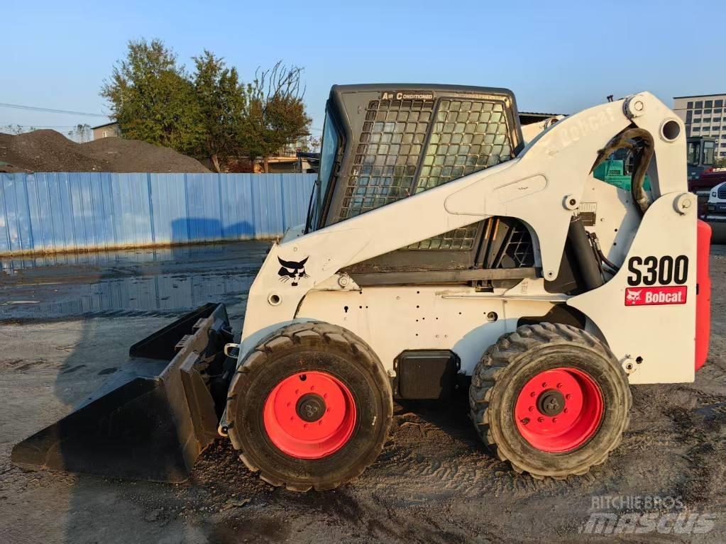 Bobcat S 300 Skid steer mini utovarivači