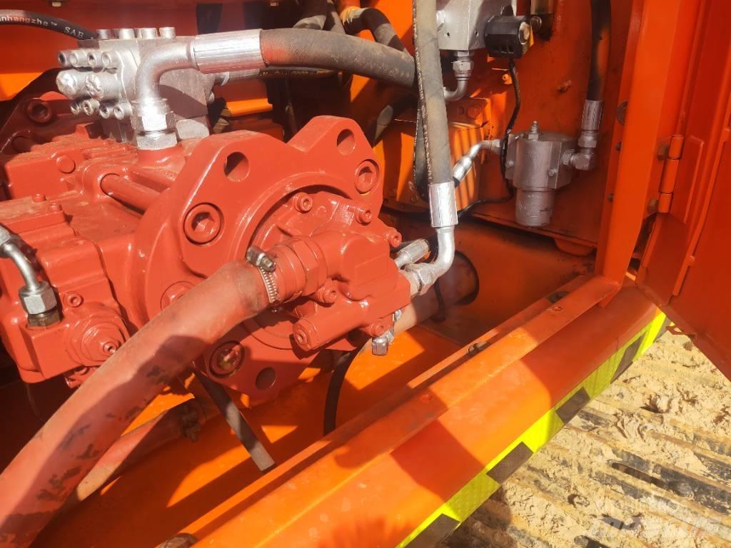 Doosan DH220LC-7 Bageri guseničari