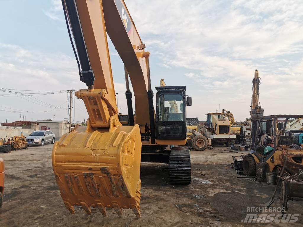CAT 330DL Bageri guseničari