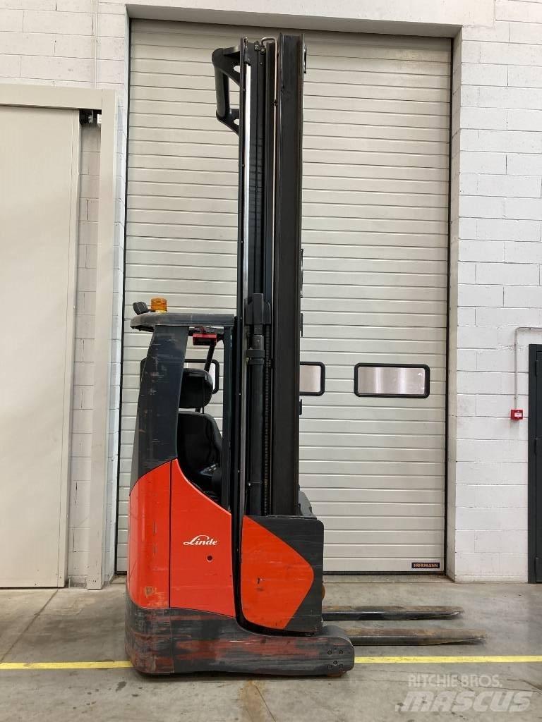 Linde R14X/116 Viljuškari sa pomičnim stupom