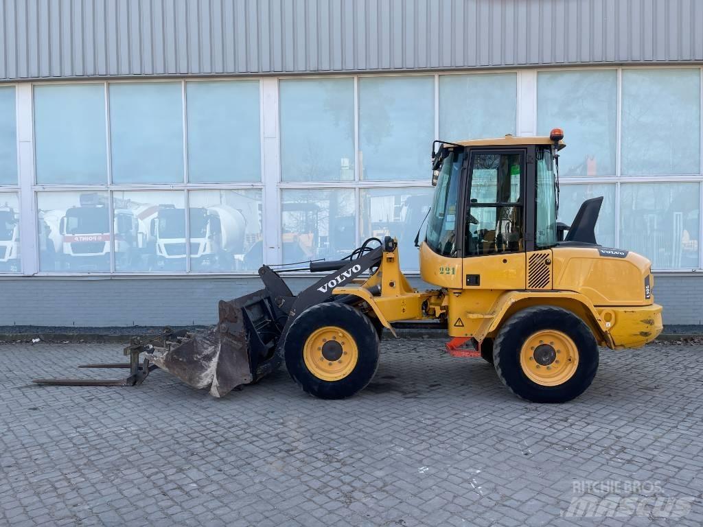 Volvo L 30 G  2017     CE Utovarivači na točkove
