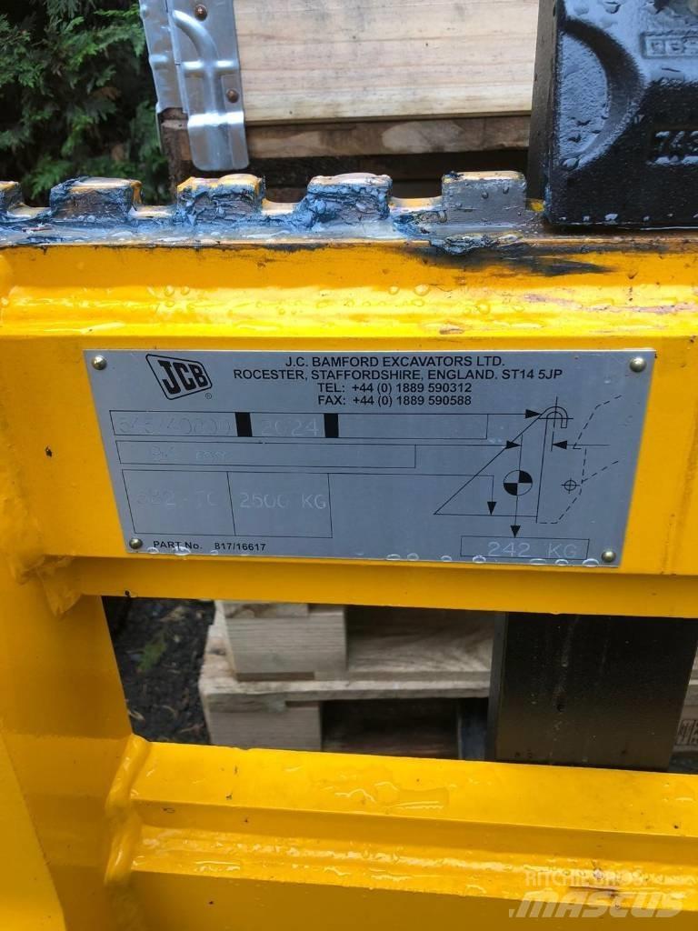 JCB PALLET FORKS Ostala oprema za utovarivače i kopače