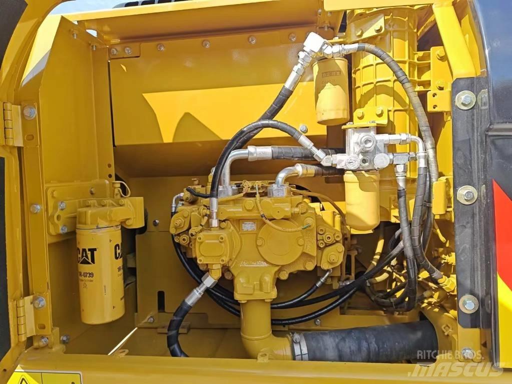 CAT 320 D2 Bageri guseničari