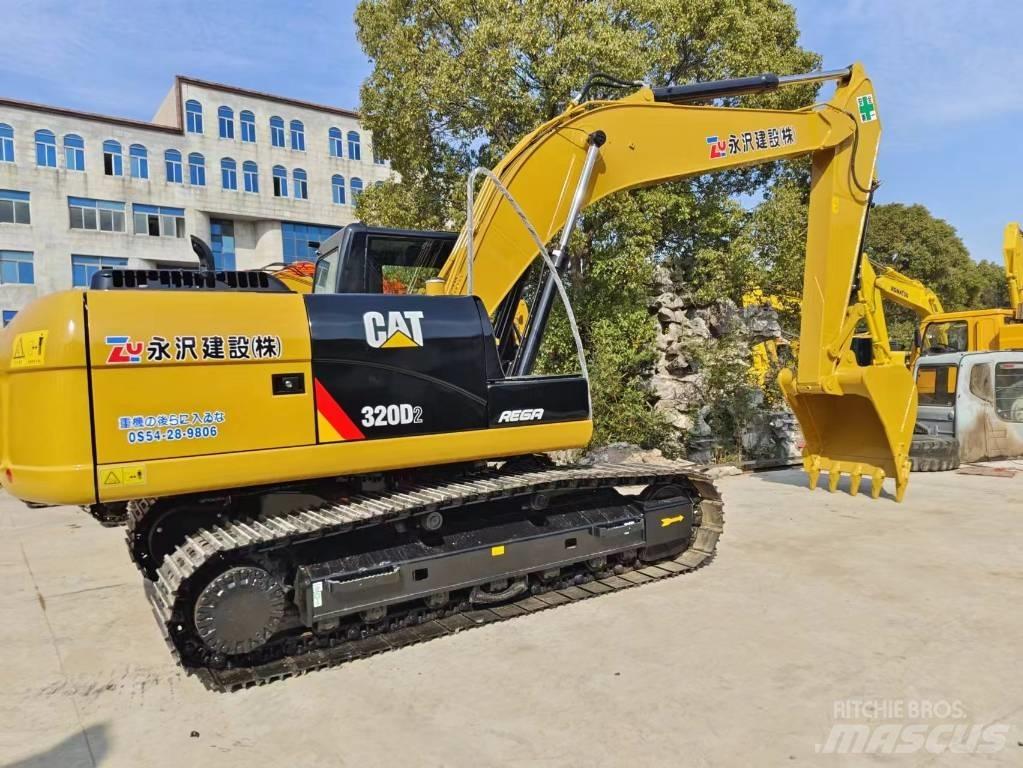 CAT 320 D2 Bageri guseničari
