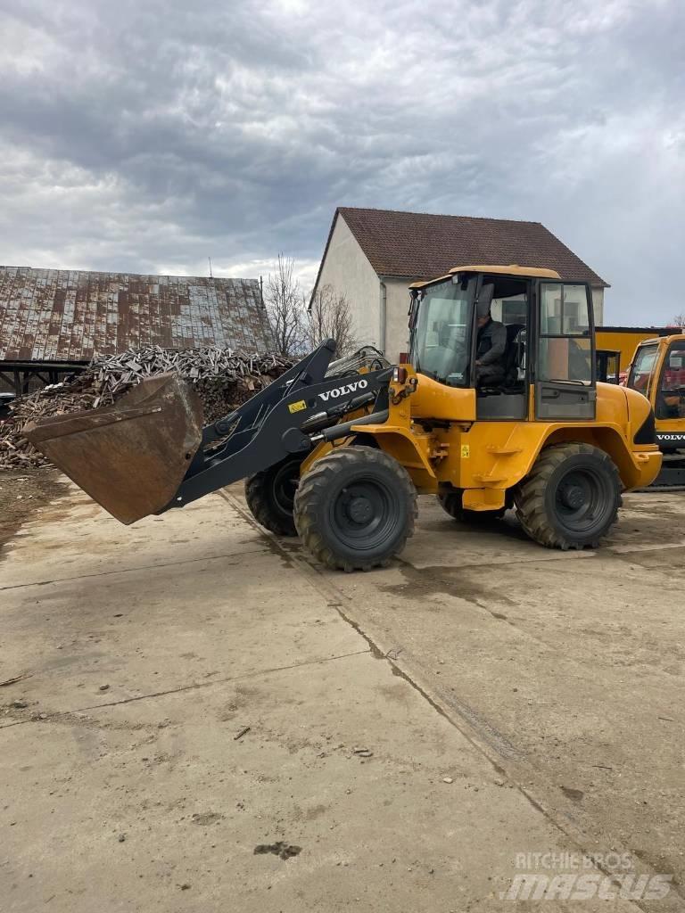 Volvo L 40 B Utovarivači na točkove