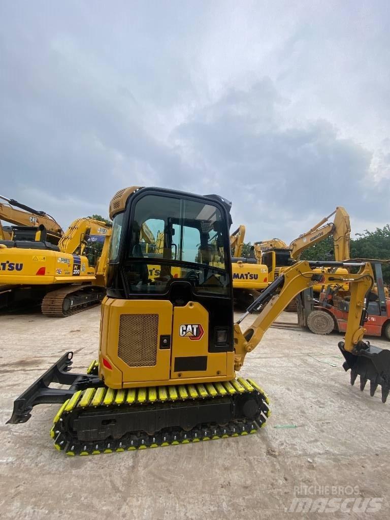 CAT 302 Mini bageri < 7t