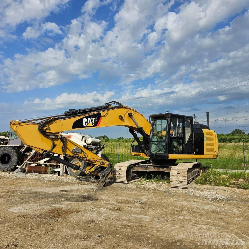 CAT 320 E Bageri guseničari