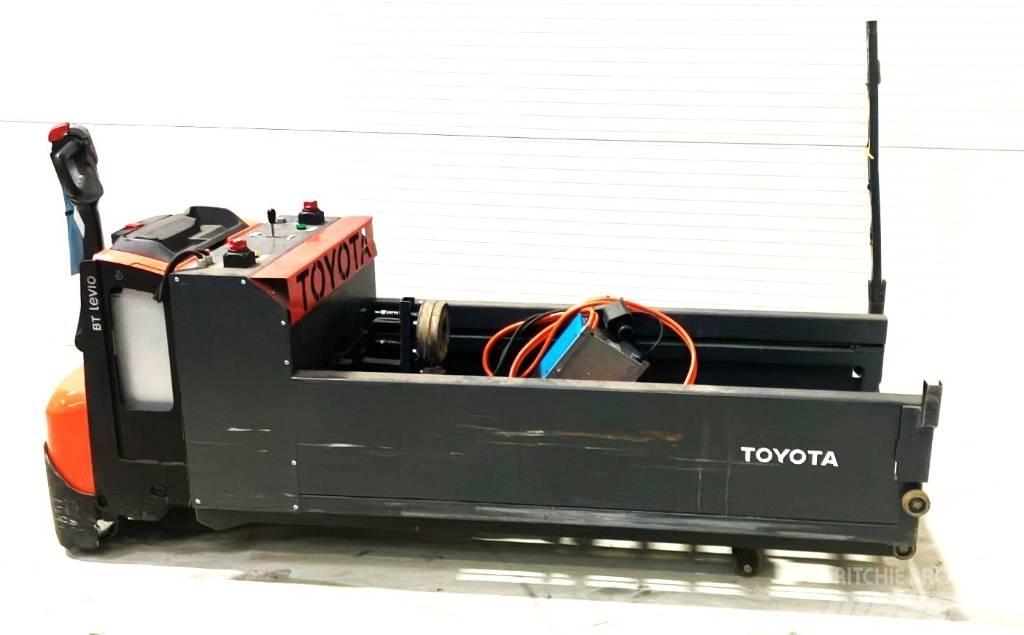 Toyota LWE200 + tugger Ručni paletar