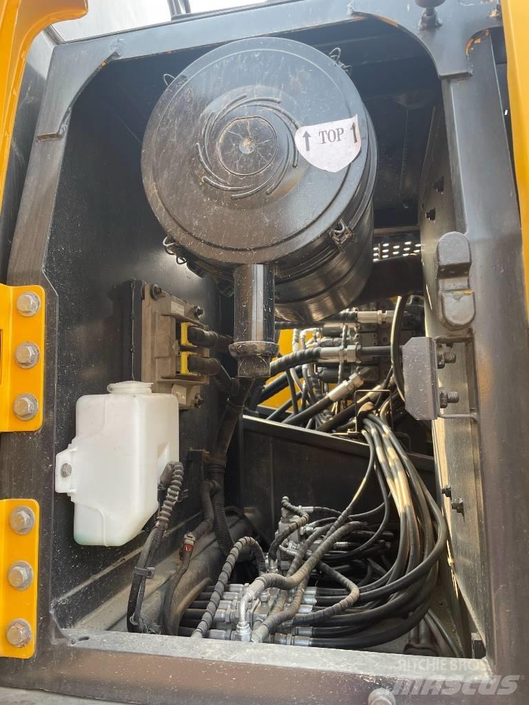 Volvo EC 210 Bageri guseničari