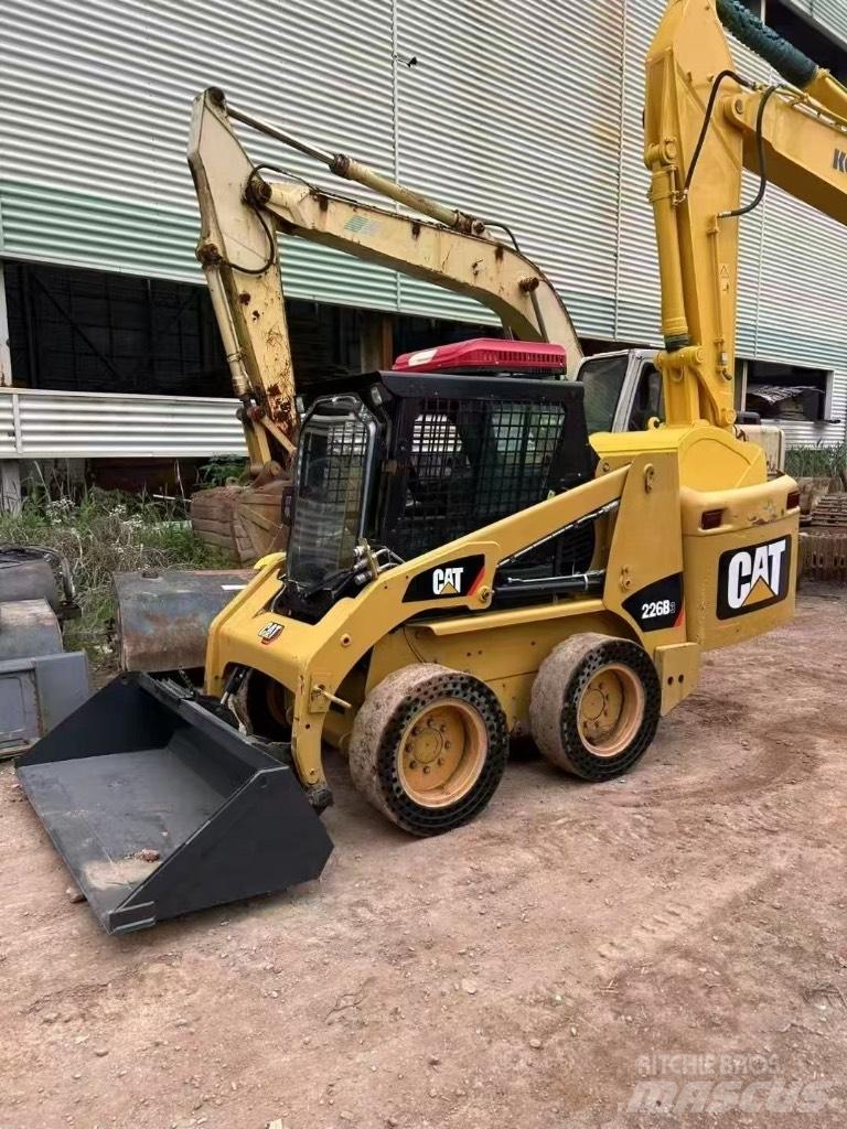 CAT 226 B 3 Skid steer mini utovarivači